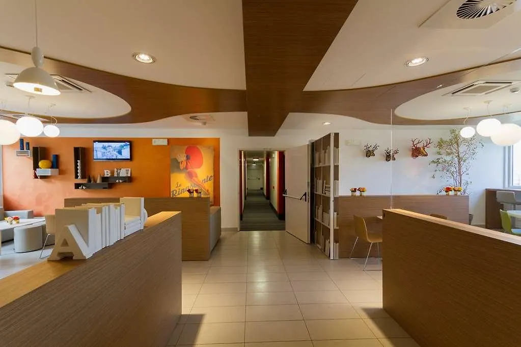 B&B Hotel Milano Cenisio Garibaldi 3*, Milan