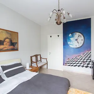 Angelica House Milaan