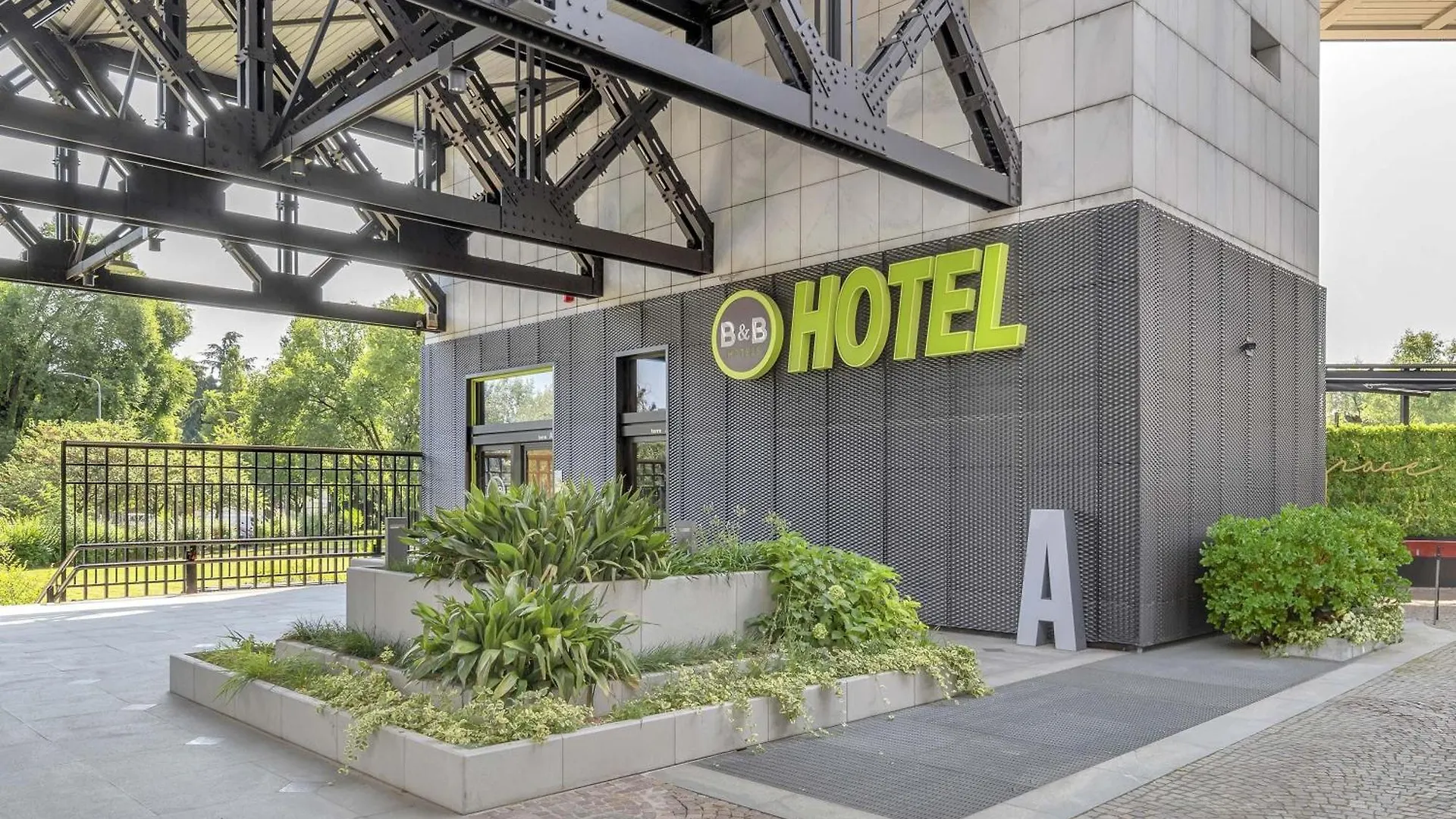 B&B Hotel Milano Cenisio Garibaldi Milan