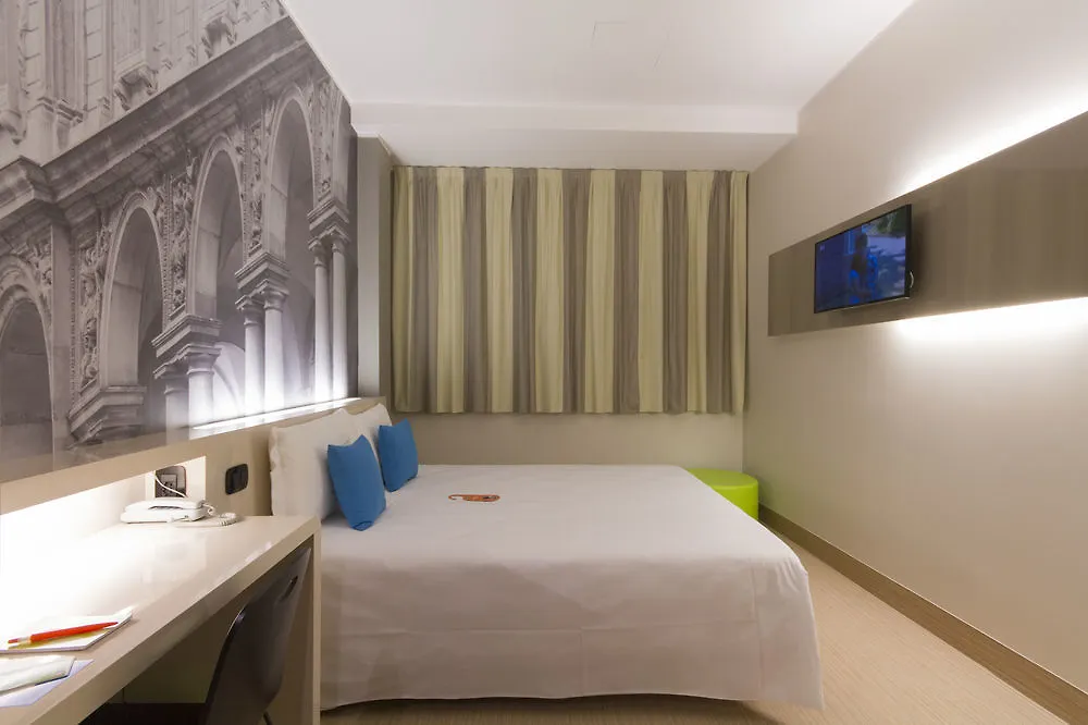 B&B Hotel Milano Cenisio Garibaldi 3*,  Olaszország